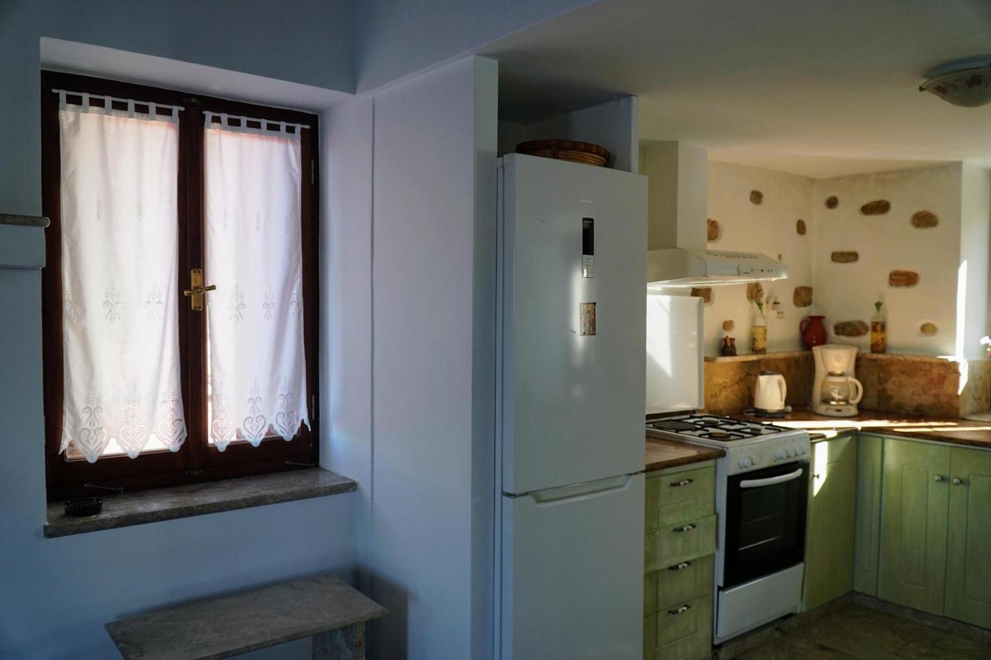 Petalo House Apartment Sými Luaran gambar