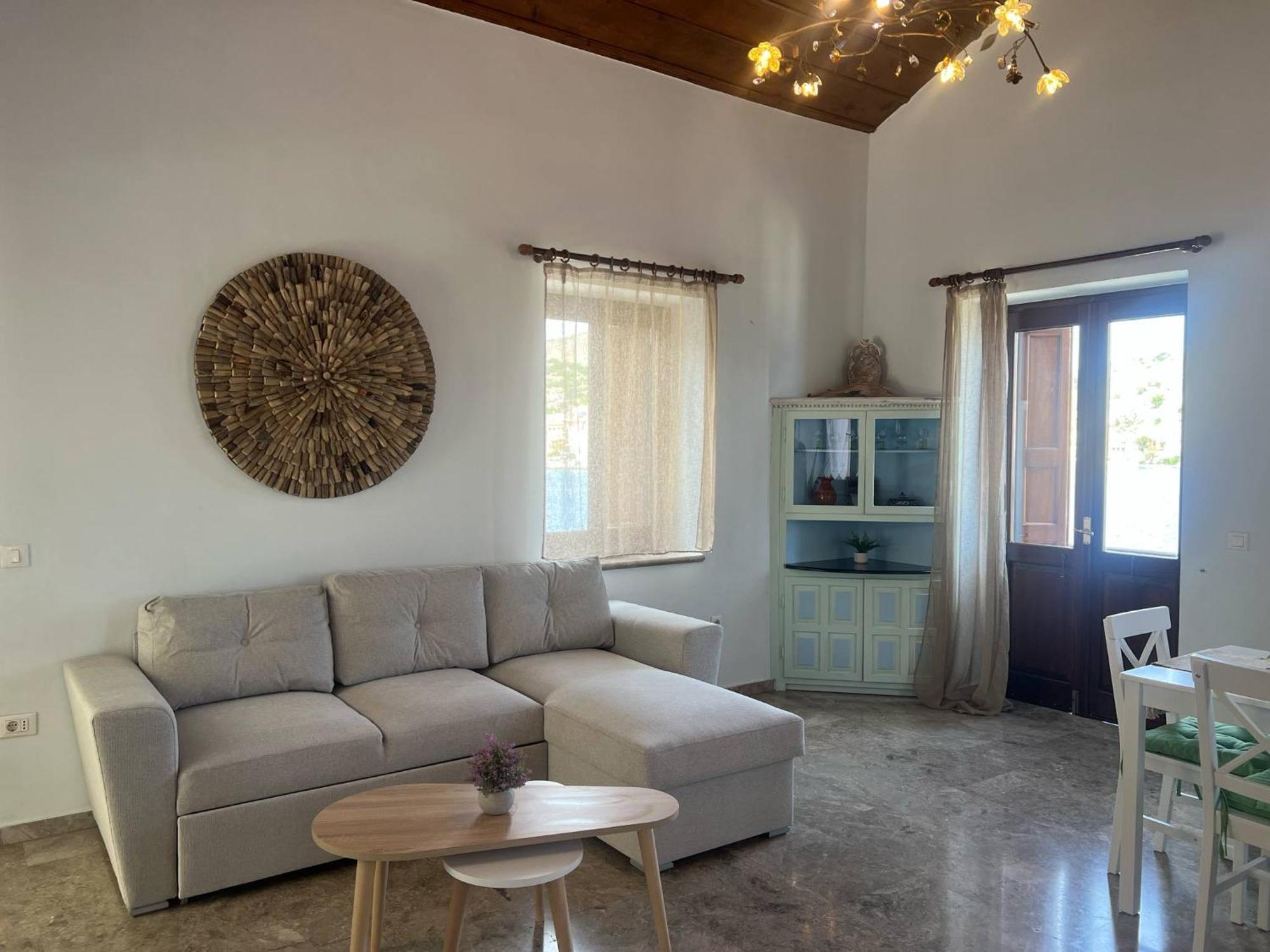 Petalo House Apartment Sými Luaran gambar