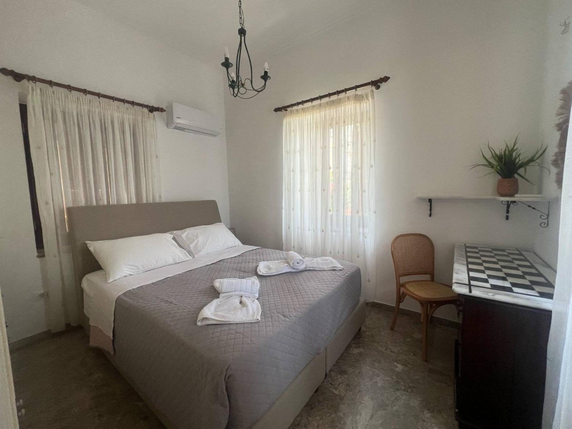 Petalo House Apartment Sými Luaran gambar